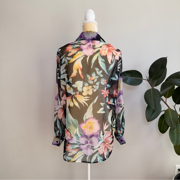 Notations sheer floral button down top - Picture 3 of 4